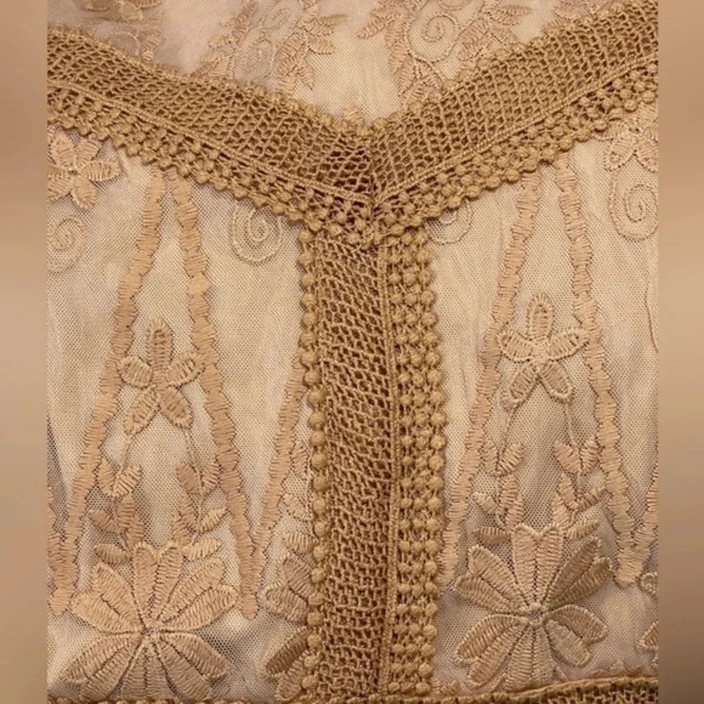 Polagram Tan Midi Lace Embroidered‎ Dress Size Large - Picture 3 of 7
